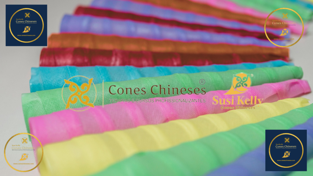 figura com cones coloridos amarelo, vermelho, azul, verde, lilás,laranja, todos são utilizados na limpeza energética cones chineses, em atendimento presencial ou a distãncia